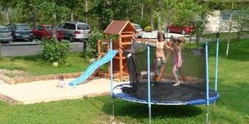 Imagen de los exteriores del Hotel Vila Emma. Foto 13