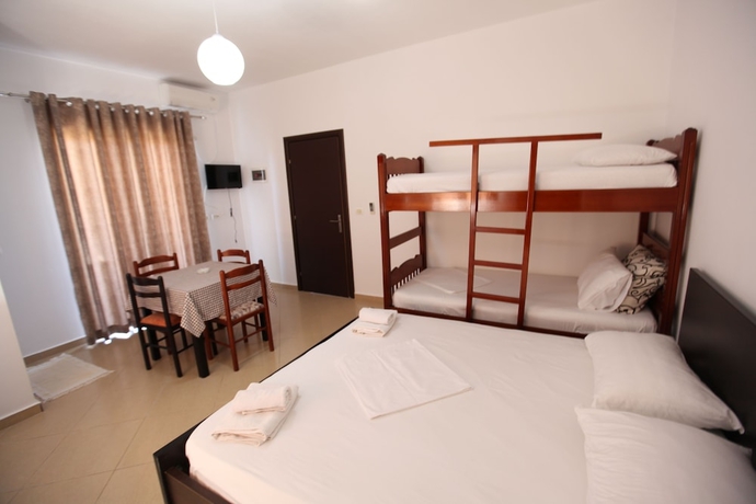 Imagen de la habitación del Hotel Vila Enea. Foto 14