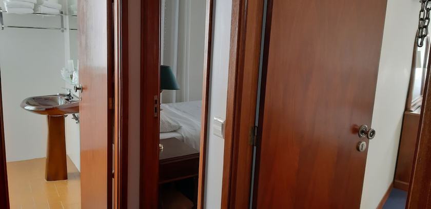 Imagen de la habitación del Hotel Vila Esteves. Foto 3