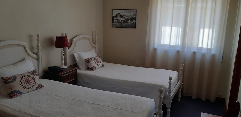 Imagen de la habitación del Hotel Vila Esteves. Foto 11