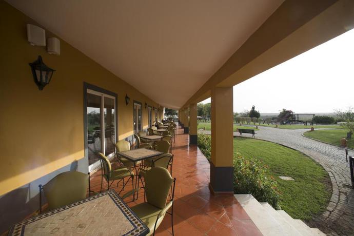 Imagen de los exteriores del Hotel Vila Gale Alentejo Vineyards (clube De Campo). Foto 15