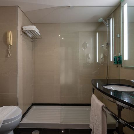 Imagen de la habitación del Hotel Vila Gale Cascais. Foto 9