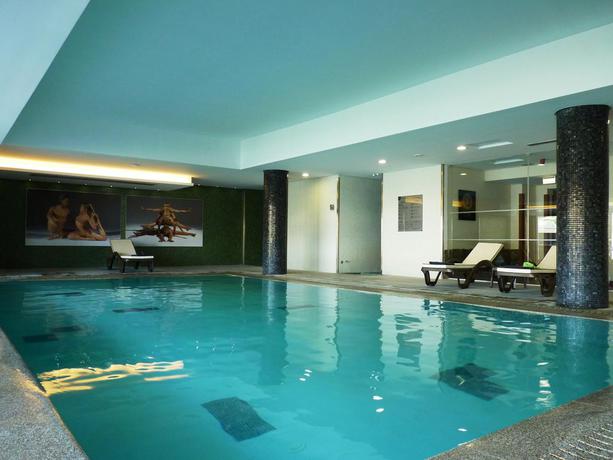 Imagen de la piscina del Hotel Vila Gale Collection Douro. Foto 25