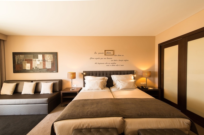 Imagen de la habitación del Hotel Vila Gale Collection Palacio Dos Arcos. Foto 9