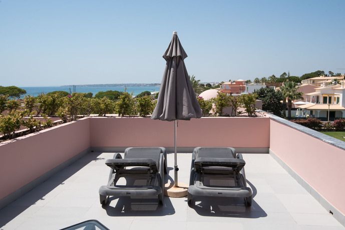 Imagen general del Hotel Vila Gale Collection Praia. Foto 7