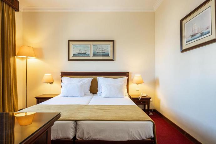 Imagen de la habitación del Hotel Vila Gale Ericeira. Foto 5