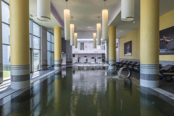 Imagen de la piscina del Hotel Vila Gale Evora. Foto 23