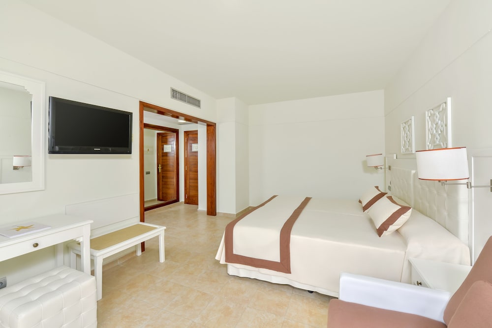 Imagen de la habitación del Hotel Vila Gale Isla Canela. Foto 5