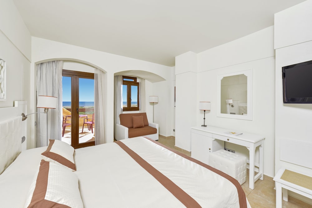 Imagen de la habitación del Hotel Vila Gale Isla Canela. Foto 7