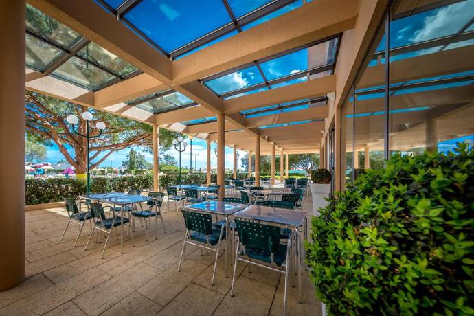 Imagen de los exteriores del Hotel Vila Galé Atlântico. Foto 16