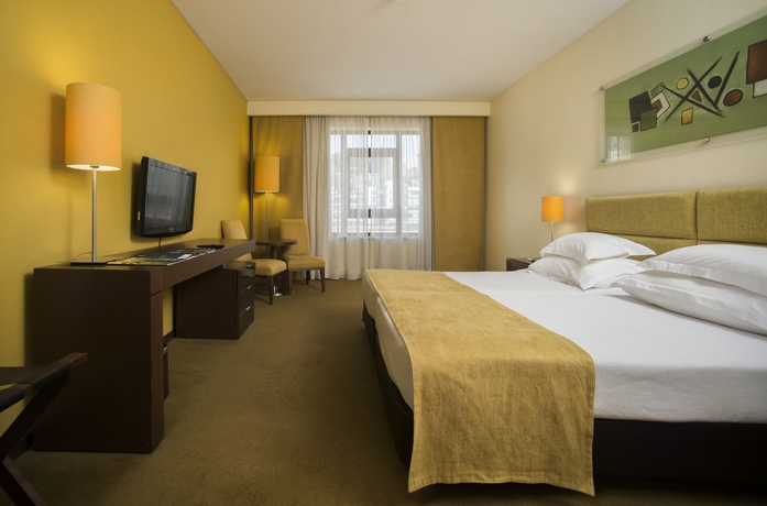 Imagen de la habitación del Hotel Vila Galé Coimbra. Foto 36