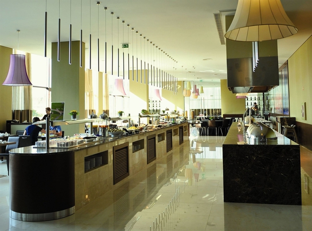 Imagen del bar/restaurante del Hotel Vila Galé Coimbra. Foto 33