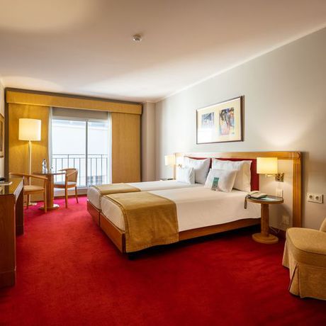 Imagen de la habitación del Hotel Vila Galé Estoril. Foto 8