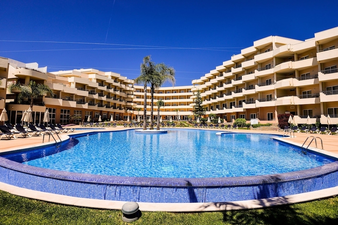 Imagen de la piscina del Hotel Vila Galé Náutico. Foto 25