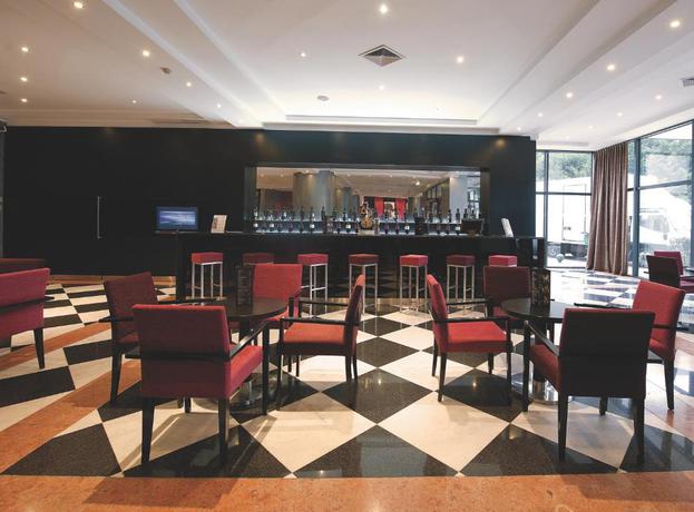 Imagen del bar/restaurante del Hotel Vila Galé Porto. Foto 3