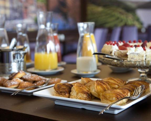 Imagen general del Hotel Vila Galé Porto Ribeira. Foto 7