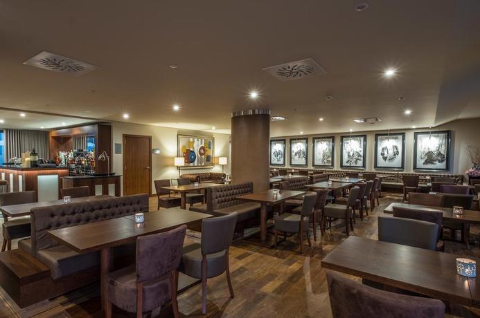 Imagen general del Hotel Vila Galé Porto Ribeira. Foto 15