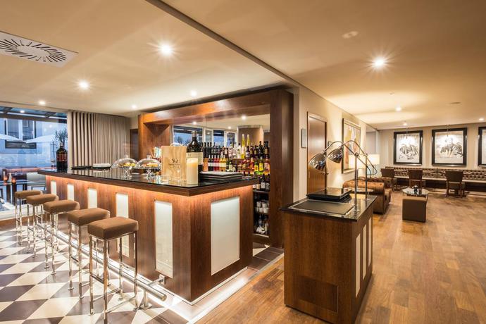 Imagen general del Hotel Vila Galé Porto Ribeira. Foto 16