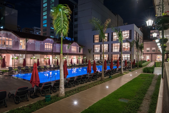 Imagen de la piscina del Hotel Vila Galé Rio De Janeiro. Foto 15
