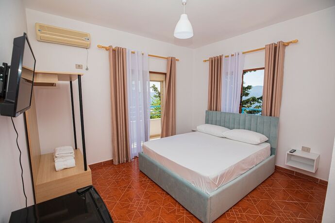 Imagen de la habitación del Hotel Vila Gaudium. Foto 18