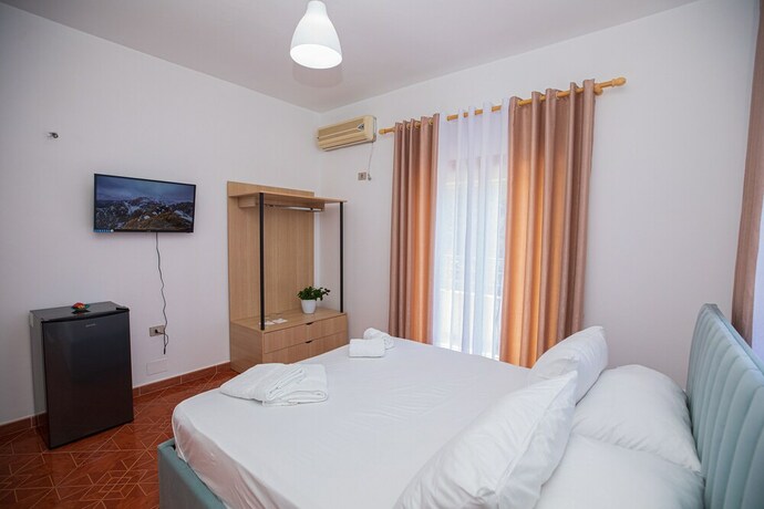 Imagen de la habitación del Hotel Vila Gaudium. Foto 19