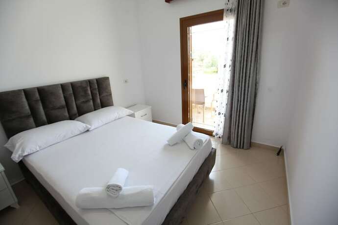 Imagen de la habitación del Hotel Vila Genci. Foto 16