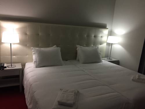 Imagen de la habitación del Hotel Vila, Guimaraes. Foto 15