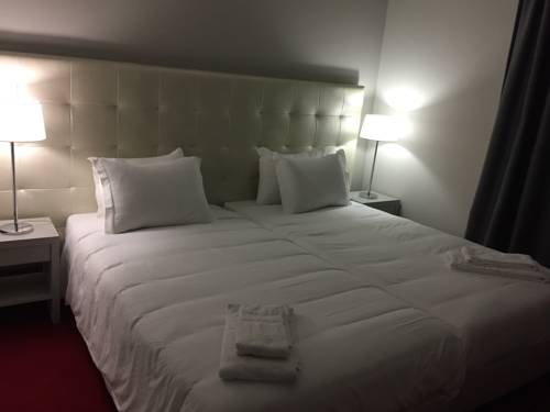 Imagen de la habitación del Hotel Vila, Guimaraes. Foto 16