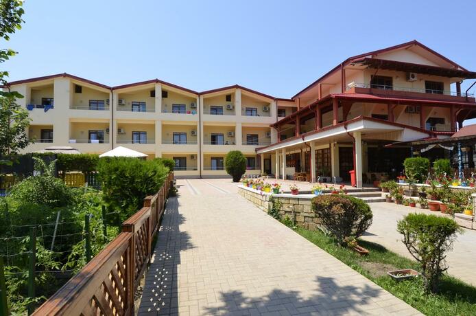 Imagen general del Hotel Vila II Poieniţa. Foto 29