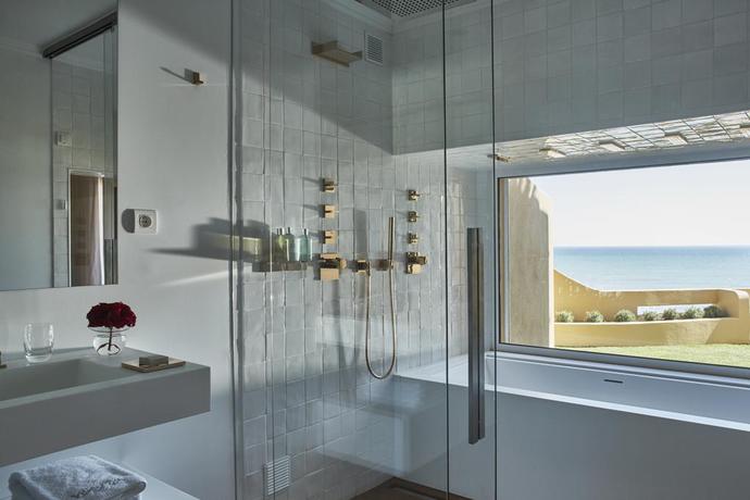 Imagen de la habitación del Hotel Vila Joya. Foto 12