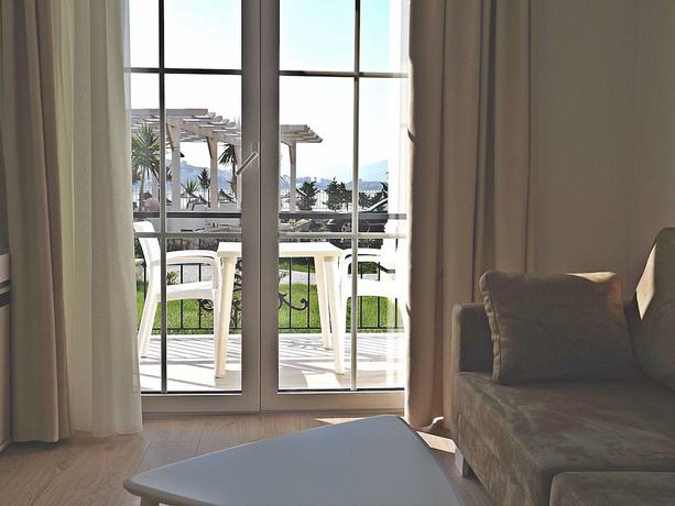 Imagen de la habitación del Hotel Vila Kalcuni. Foto 11