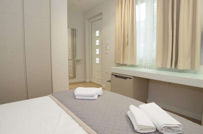 Imagen de la habitación del Hotel Vila Kalcuni. Foto 12