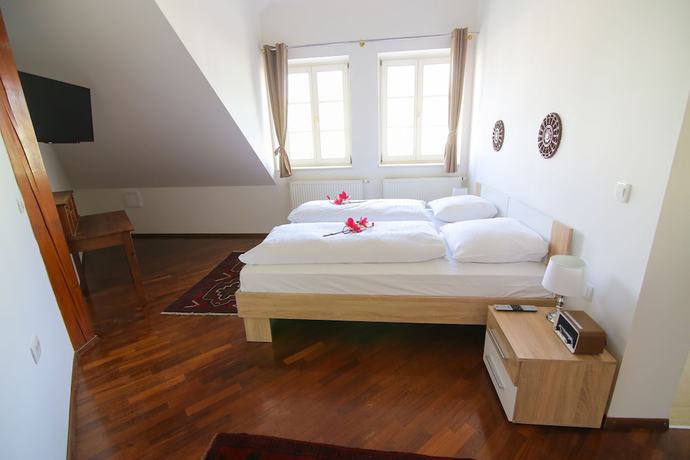 Imagen de la habitación del Hotel Vila Katrca. Foto 13