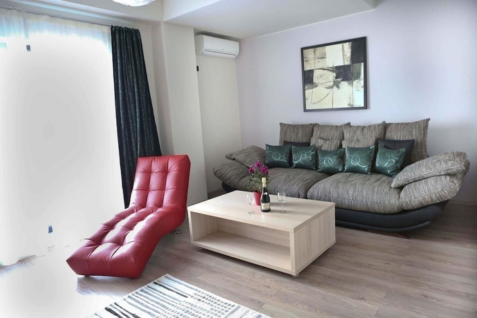 Imagen de la habitación del Hotel Vila Kharisma. Foto 2
