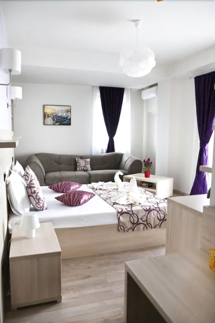Imagen de la habitación del Hotel Vila Kharisma. Foto 4