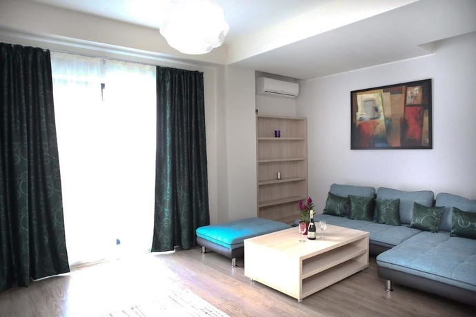 Imagen de la habitación del Hotel Vila Kharisma. Foto 10