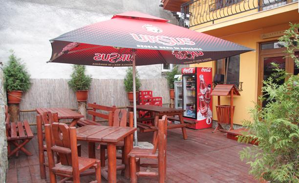 Imagen de los exteriores del Hotel Vila Korona. Foto 9