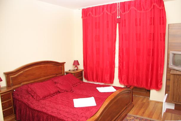 Imagen de la habitación del Hotel Vila Korona. Foto 4