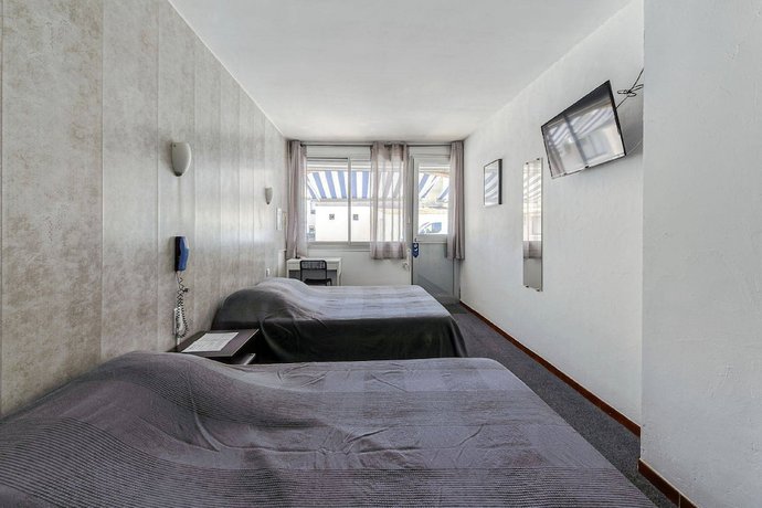 Imagen de la habitación del Hotel Vila, La Peyrade. Foto 10