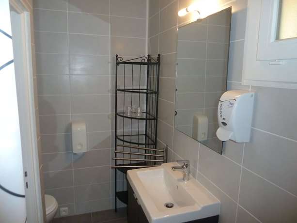 Imagen de la habitación del Hotel Vila, La Peyrade. Foto 14