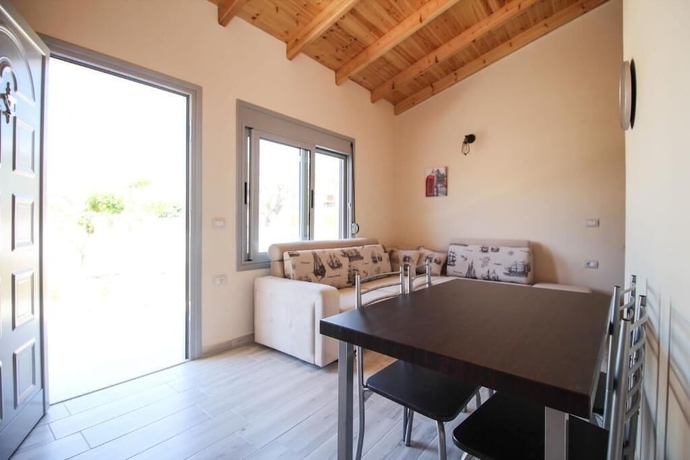 Imagen de la habitación del Hotel Vila Landi. Foto 18