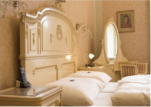 Imagen de la habitación del Hotel Vila Lanna. Foto 9