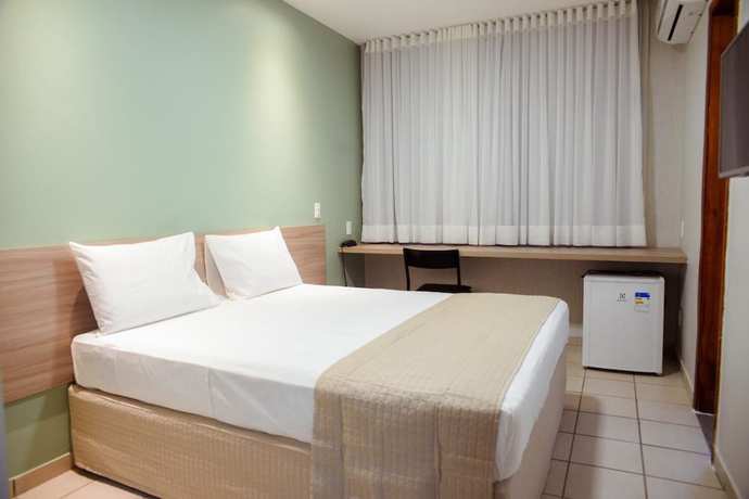 Imagen de la habitación del Hotel Vila Leste. Foto 3