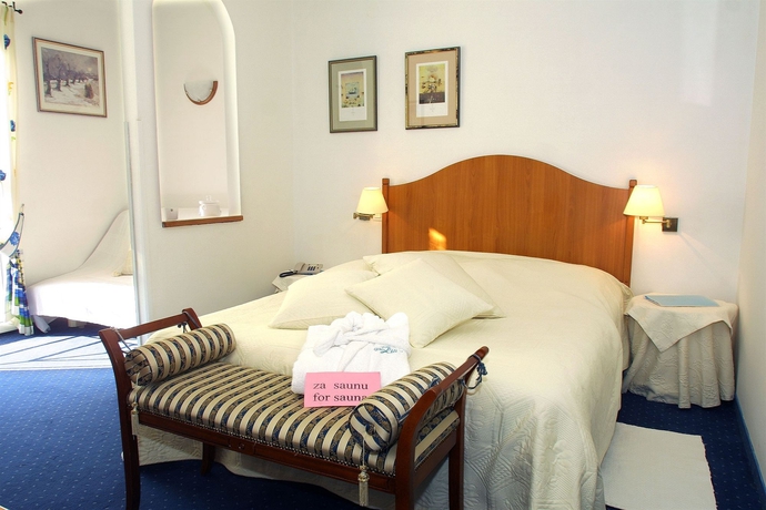 Imagen de la habitación del Hotel Vila Lili. Foto 10