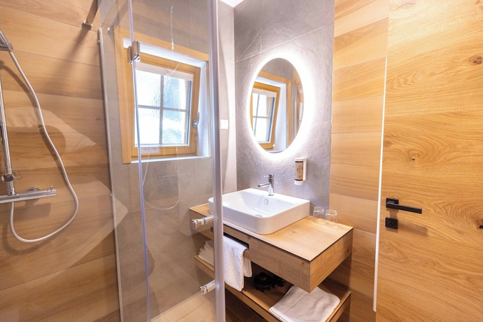 Imagen de la habitación del Hotel Vila Loka. Foto 9