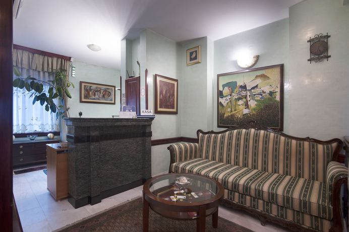 Imagen de los interiores del Hotel Vila Lux. Foto 12