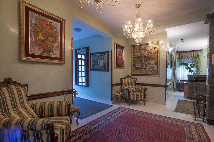 Imagen de los interiores del Hotel Vila Lux. Foto 14