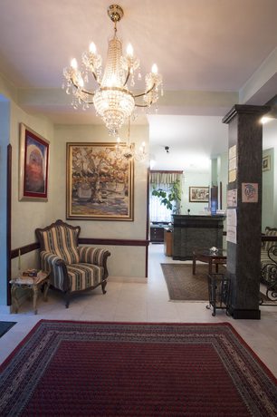 Imagen de los interiores del Hotel Vila Lux. Foto 15