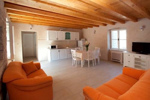 Imagen general del Hotel Vila Mama. Foto 14