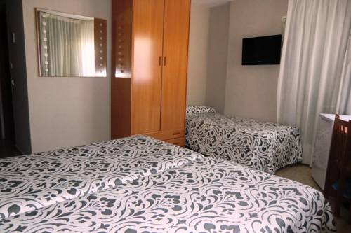 Imagen de la habitación del Hotel Vila Mar. Foto 16